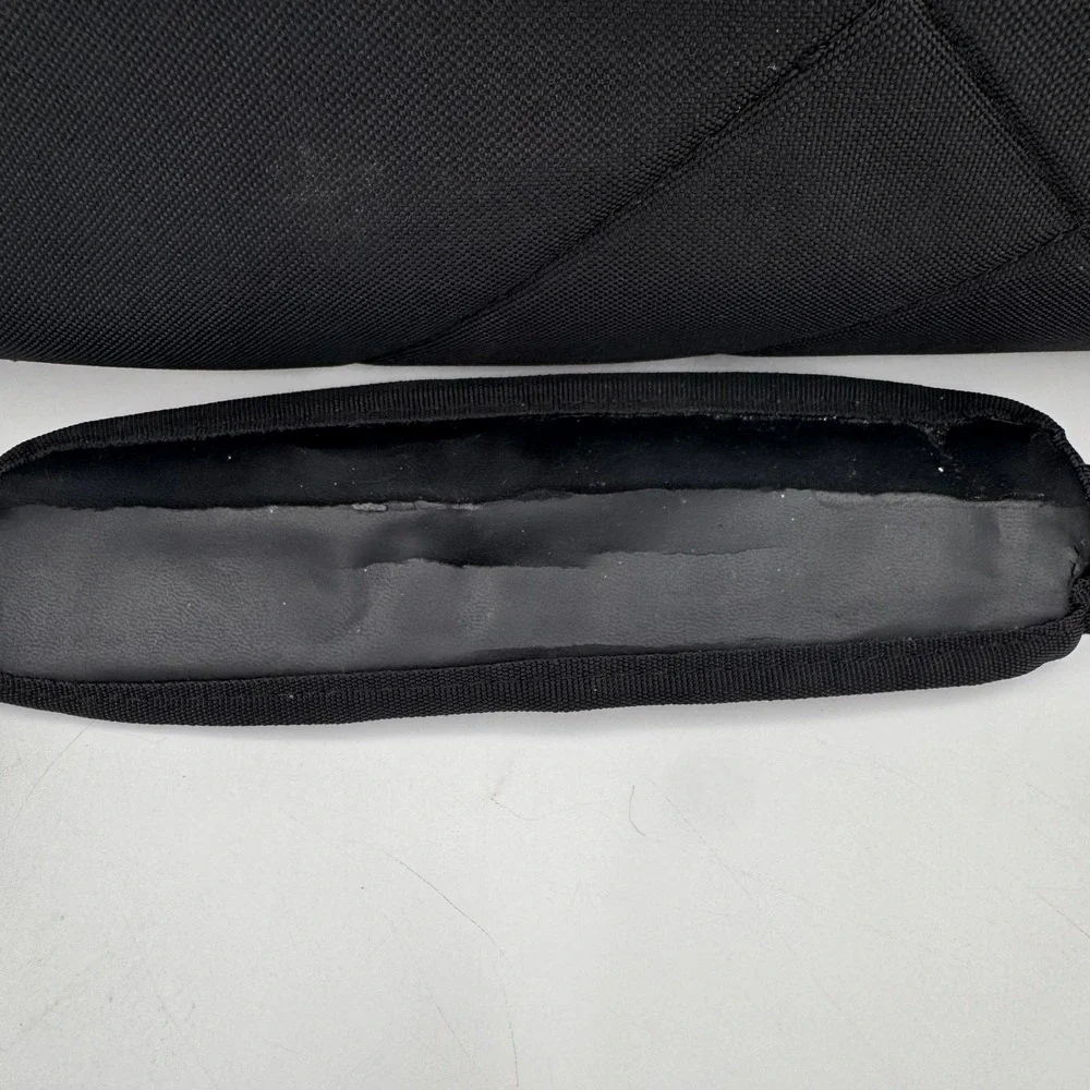 Case Logic Black Nylon 15.6